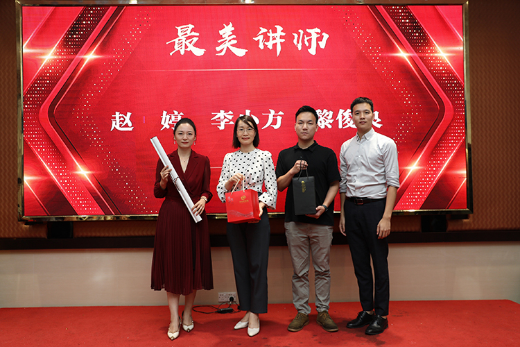 德信体育app_德信·体育（DexinSports）官方网站
大学