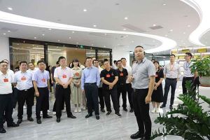 热烈欢迎广东省人大常委会2023年全国人大代表一行莅临德信体育app_德信·体育（DexinSports）官方网站
集